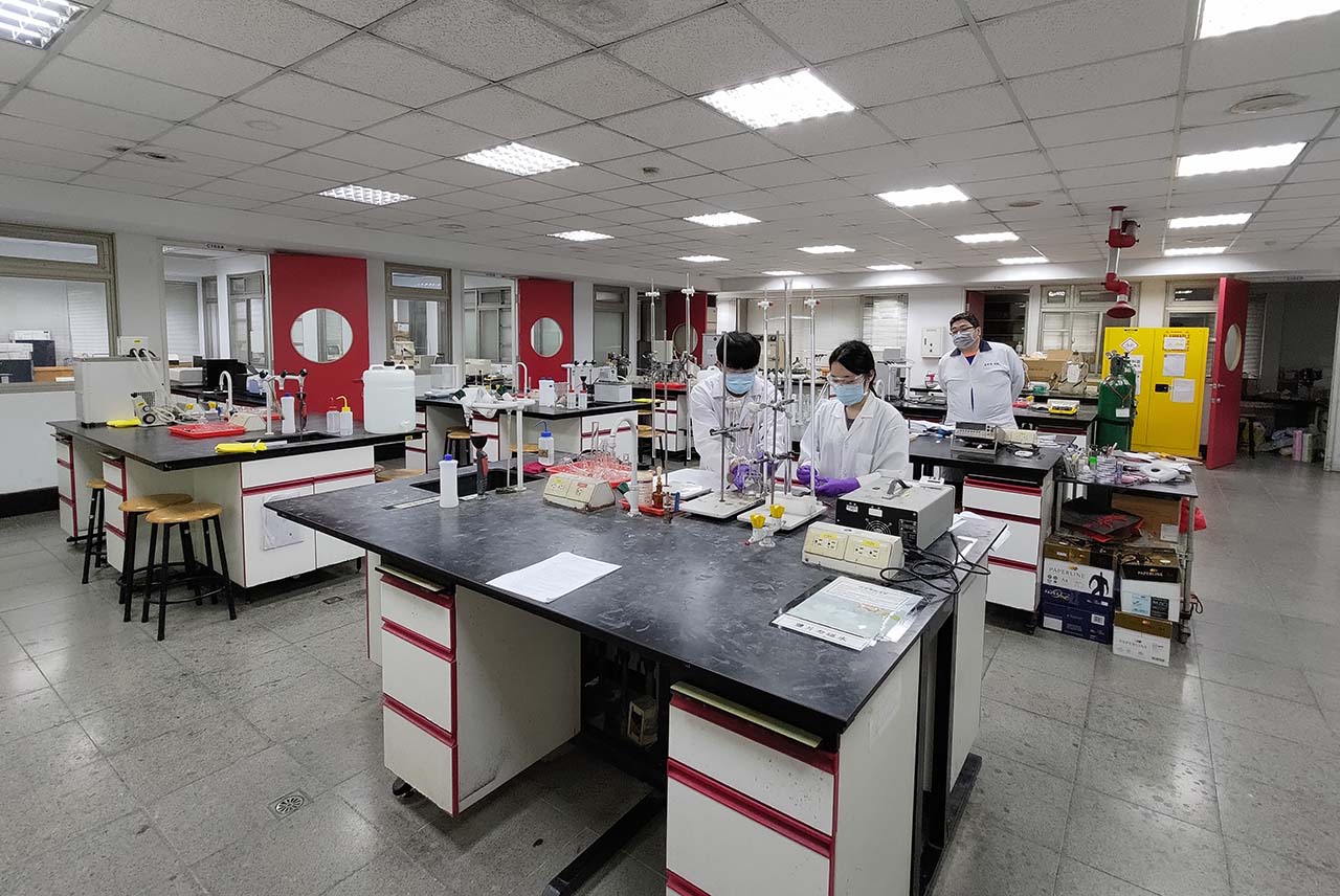 Physical chemistry laboratory
